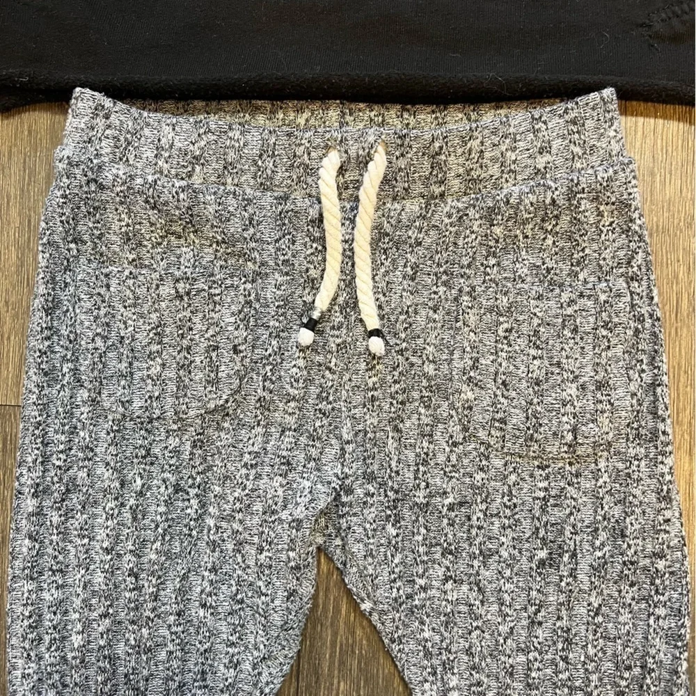 Zara Baby Black Shine Like The Starts Top And Gray Pants Set Size 2/3